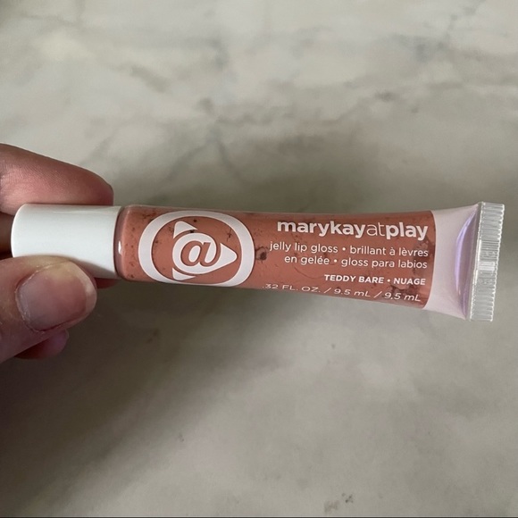 Mary Kay Jelly Lip Gloss-Teddy Bare NEW!! - Picture 3 of 3